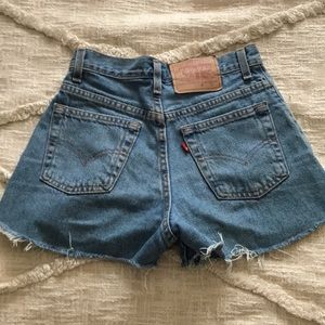 Levi’s cutoff shorts